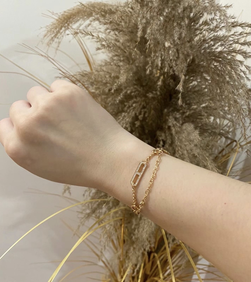 H**me5 bracelets